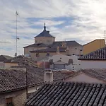 Casa Siglo Xv 4toledo Privada Con Bano Feriehus Toledo