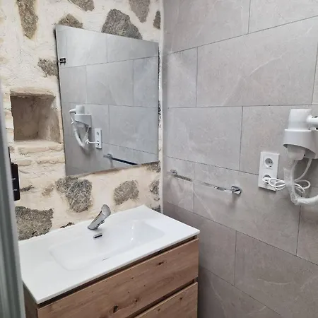 Casa Siglo Xv 4toledo Privada Con Bano 톨레도