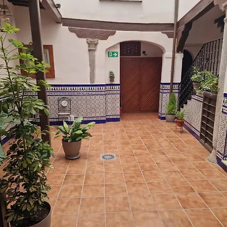 Dom wakacyjny Casa Siglo Xv 4toledo Privada Con Bano Toledo