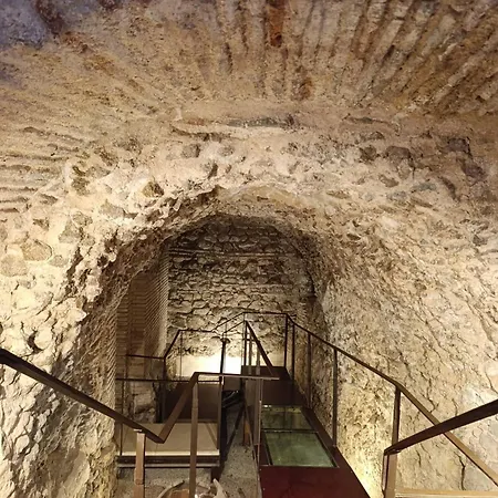 Casa Siglo Xv 4toledo Privada Con Bano *